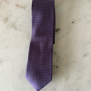 Elegant Purple Men's Skinny Tie